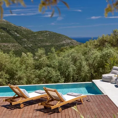 Brand New High-End Faos Villas Three Vila