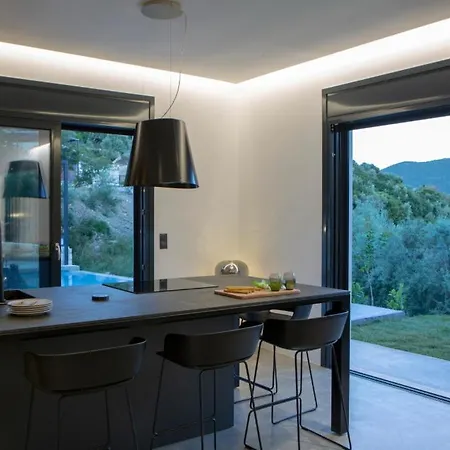 Brand New High-End Faos Villas Three Vila Fternon