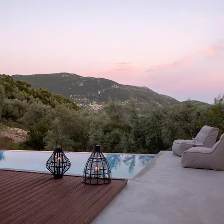 Vila Brand New High-End Faos Villas Three
