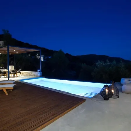 Brand New High-End Faos Villas Three Vila Fternon